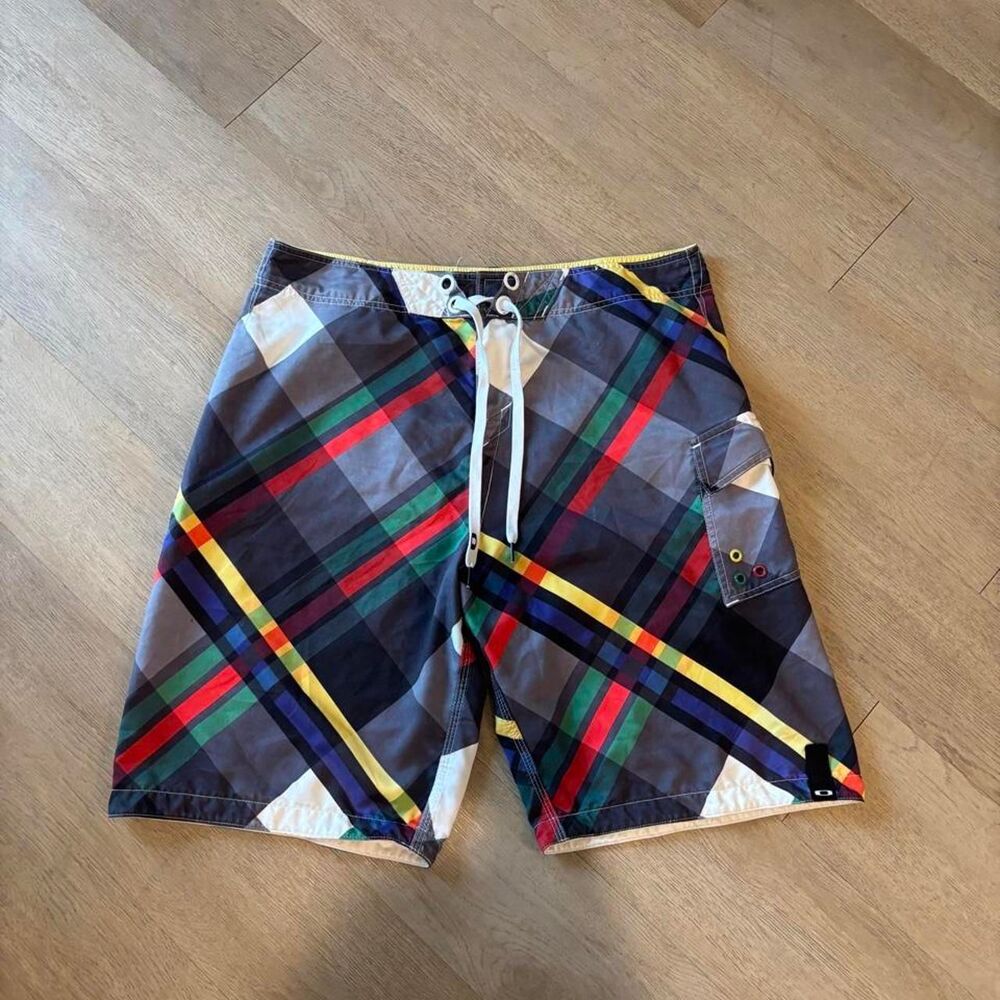 Oakley Men's multi Shorts